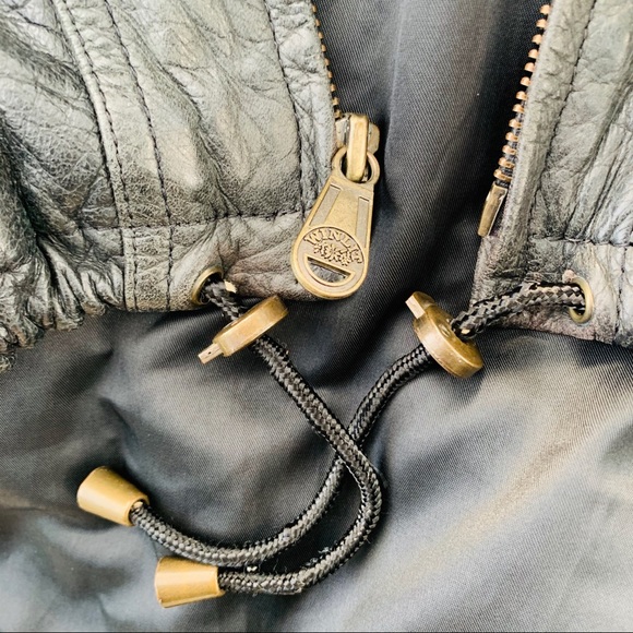 Vintage Genuine Butter Leather Black Bomber Jacket - Picture 14 of 16